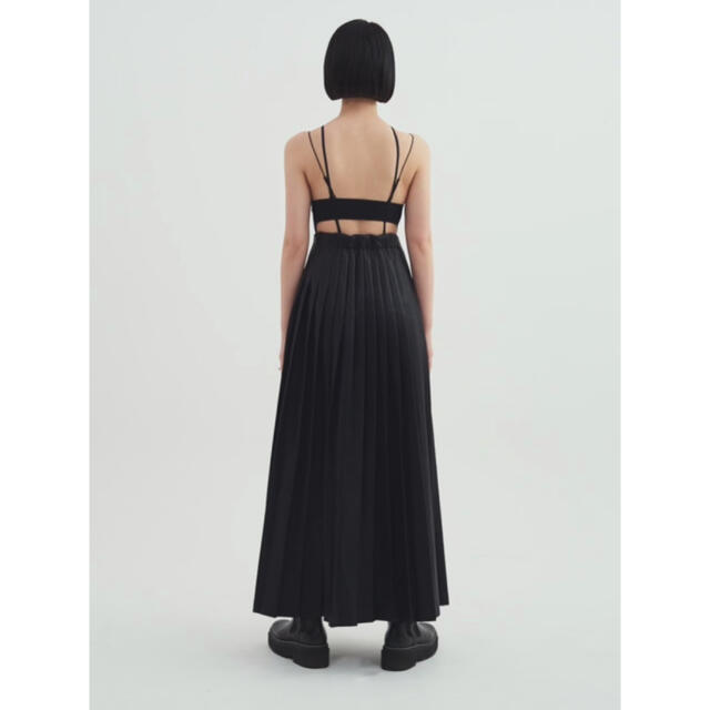 PLEATED SHEER SKIRT IN BLACK – JONNY COTA