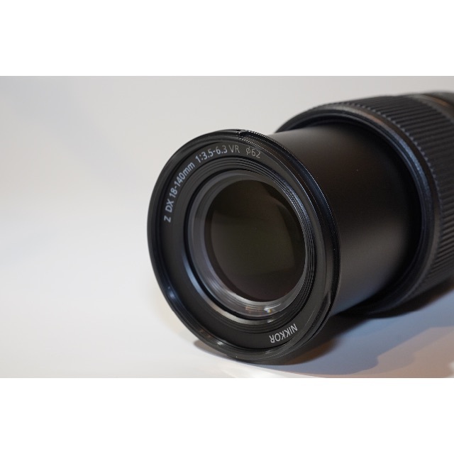 Nikon(ニコン)の【純正】Nikkor Z DX 18-140mm f/3.5-6.3 VR 美品 スマホ/家電/カメラのカメラ(レンズ(ズーム))の商品写真