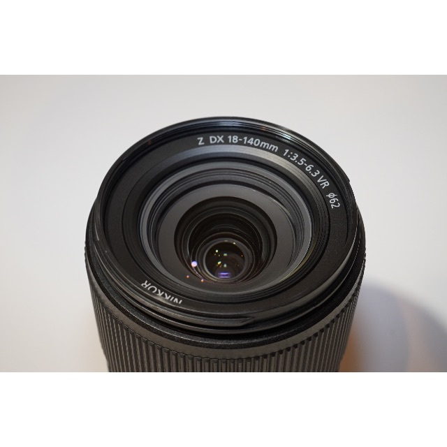 Nikon(ニコン)の【純正】Nikkor Z DX 18-140mm f/3.5-6.3 VR 美品 スマホ/家電/カメラのカメラ(レンズ(ズーム))の商品写真