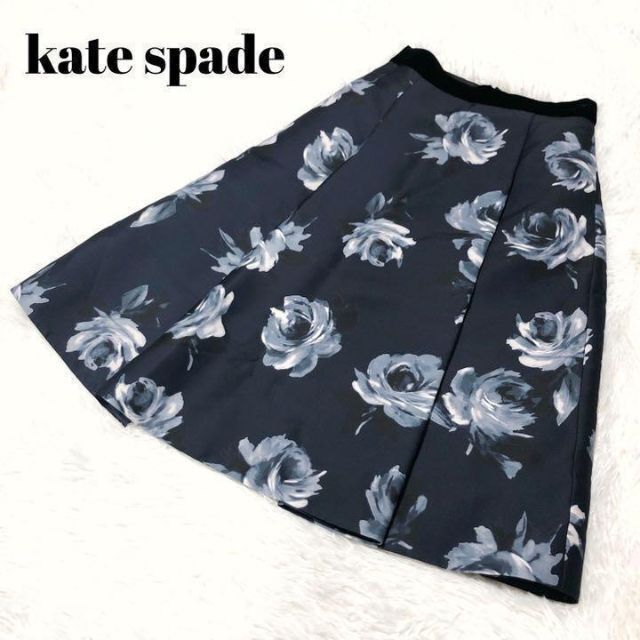 kate spade new york(ケイトスペードニューヨーク)の【美品】kate spade ケイトスペード 花柄 スカート ネイビー ベロア レディースのスカート(ひざ丈スカート)の商品写真