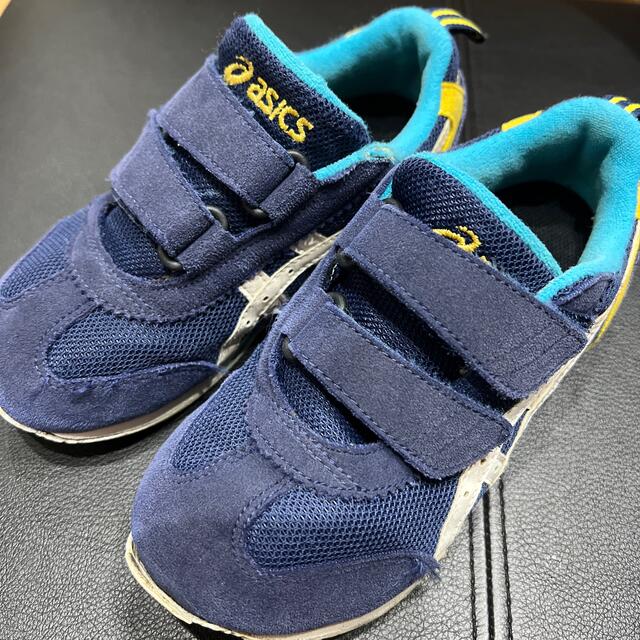 asics(アシックス)のアシックス　asics キッズ　スニーカー　 キッズ/ベビー/マタニティのキッズ靴/シューズ(15cm~)(スニーカー)の商品写真