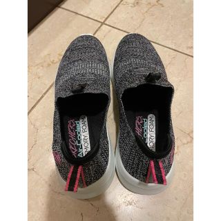 スケッチャーズ(SKECHERS)のスケッチャーズ　23.5 スニーカー　美品(スニーカー)