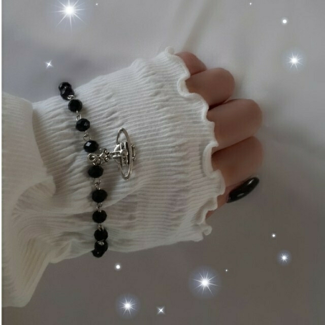 Vivienne Westwood(ヴィヴィアンウエストウッド)のblack beads ❤︎ orb bracelet ハンドメイドのアクセサリー(ブレスレット/バングル)の商品写真