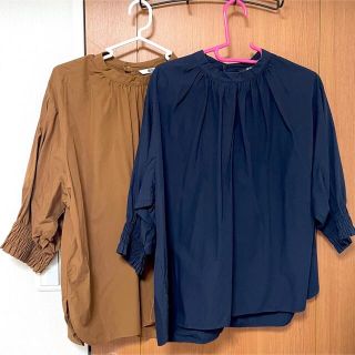 ユニクロ(UNIQLO)のユニクロ　ブラウス　2色セット(シャツ/ブラウス(半袖/袖なし))