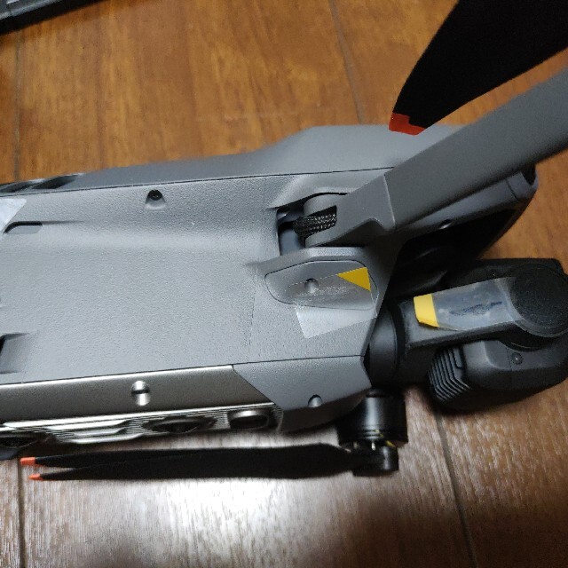 DJI Mavic More コンボ＋2年版 Care エンタメ/ホビーのおもちゃ/ぬいぐるみ(ホビーラジコン)の商品写真