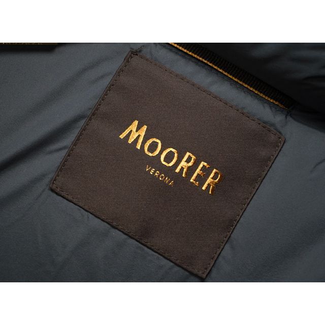 LORO PIANA(ロロピアーナ)の新品20万 MOORER ムーレー ロロピアーナウールカシミアダウンジャケット メンズのジャケット/アウター(ダウンジャケット)の商品写真