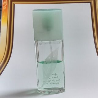 エリザベスアーデン(Elizabeth Arden)のElizabeth Arden 香水　グリーンティー50ml(ユニセックス)