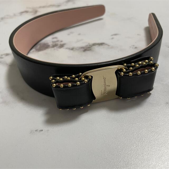 Salvatore Ferragamo◎スタッズカチューシャ 1