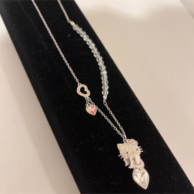 SWAROVSKI(スワロフスキー)の美品 レア！スワロフスキー キティちゃん ネックレス レディースのアクセサリー(ネックレス)の商品写真