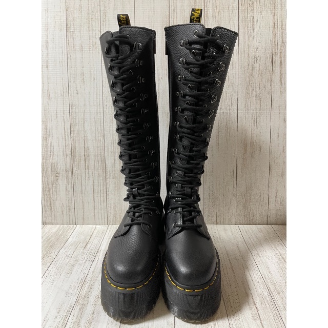 Dr.Martens(ドクターマーチン)のレア　ドクターマーチン☆☆１Ｂ６０ＭＡＸ　ＨＷＤ☆☆サイドジップ レディースの靴/シューズ(ブーツ)の商品写真