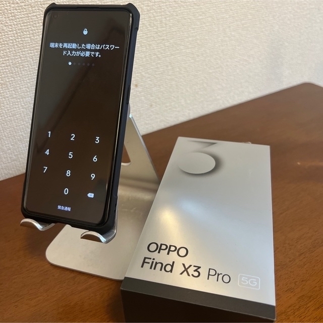 OPPO(オッポ)のOPPO Find X3 Pro(au版) スマホ/家電/カメラのスマートフォン/携帯電話(スマートフォン本体)の商品写真