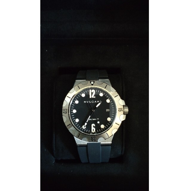 BVLGARI(ブルガリ)のブルガリ   ディアゴノプロフェッショナル ブラック DP41BSVSD　ラバー メンズの時計(腕時計(アナログ))の商品写真