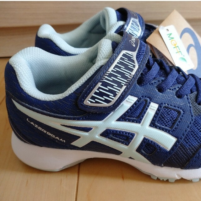 asics(アシックス)のアシックス　レーザービーム　20.0 キッズ/ベビー/マタニティのキッズ靴/シューズ(15cm~)(スニーカー)の商品写真