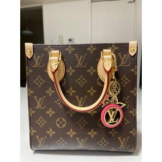 ヴィトン(LOUIS VUITTON) チャーム トートバッグ(レディース)の通販 ...