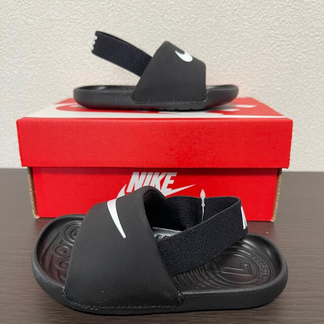NIKE(ナイキ)の新品！NIKE KIDS KAWA Sandal Black キッズ/ベビー/マタニティのキッズ靴/シューズ(15cm~)(サンダル)の商品写真