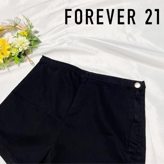 FOREVER 21(フォーエバートゥエンティーワン)の【kids　送料無料】フォーエバー21 ショートパンツ　サイズs レディースのパンツ(ショートパンツ)の商品写真