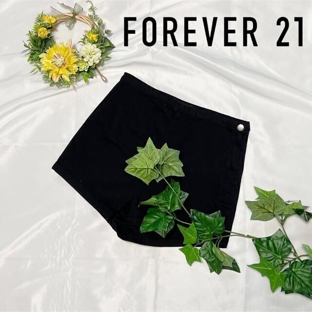 FOREVER 21(フォーエバートゥエンティーワン)の【kids　送料無料】フォーエバー21 ショートパンツ　サイズs レディースのパンツ(ショートパンツ)の商品写真