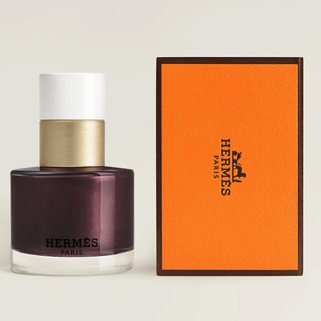 Hermes(エルメス)の新品未使用♡限定色♡エルメス　2022秋冬リミテッドエディションネルイルカラー コスメ/美容のネイル(マニキュア)の商品写真