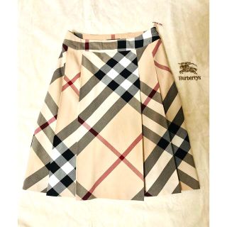 バーバリー(BURBERRY)のBurberry London ☆ノバチェック プリーツスカート(ひざ丈スカート)