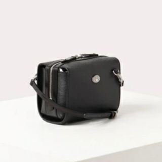 ヴィヴィアンウエストウッド(Vivienne Westwood)のNEW ADVAN ショルダーバッグS（グリーン）(ショルダーバッグ)