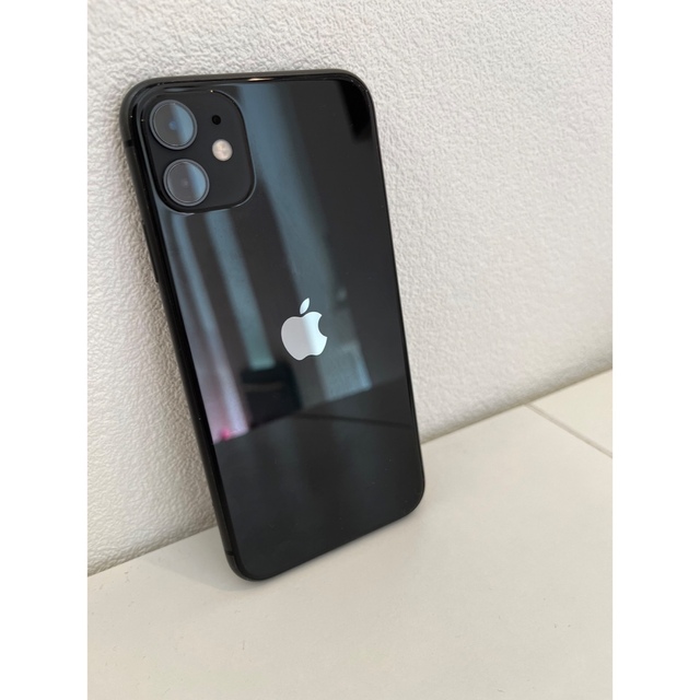 iPhone(アイフォーン)のiPhone11　64GB　ブラック スマホ/家電/カメラのスマートフォン/携帯電話(スマートフォン本体)の商品写真