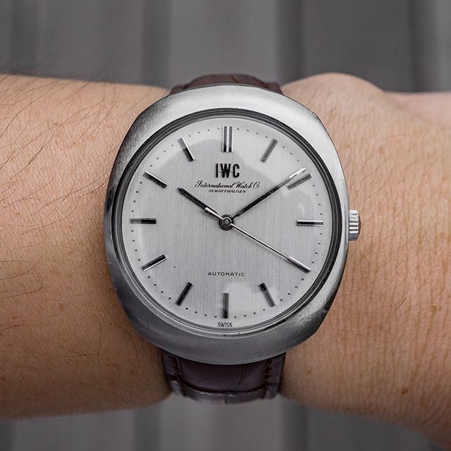 (61) 稼働美品 ★ IWC 自動巻き ★ 1968年 ワンピースケース