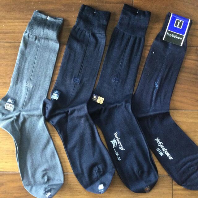 テレビで話題 紳士靴下 4足 BURBERRY YSL ★新品 未使用品 Burberry バーバリー 靴下 2足 BLACK