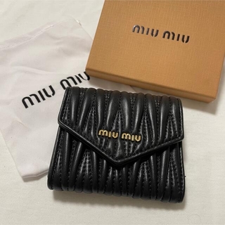 miumiu - 最安値♪✨『ミュウミュウ　財布』