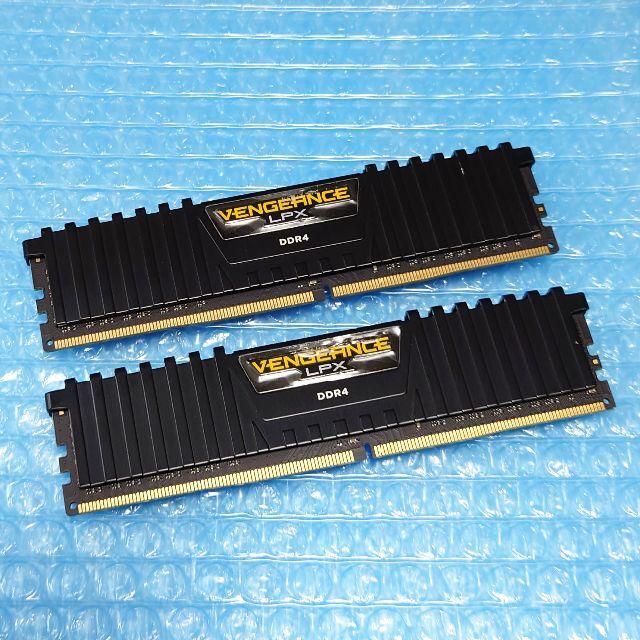 CORSAIR 16GB (8GBx2) DDR4-2666 (417