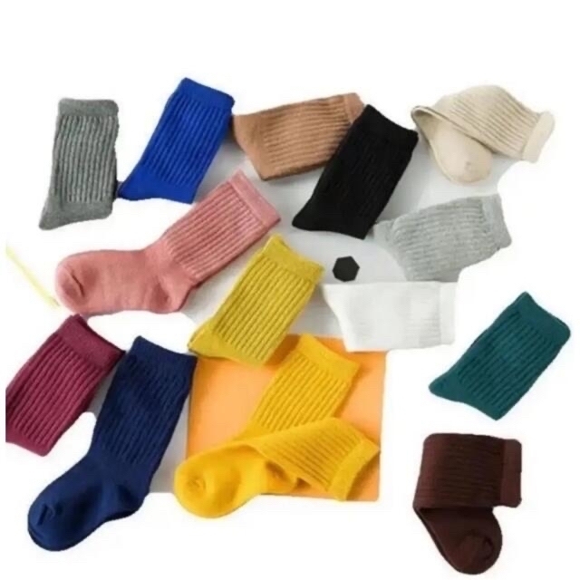 ENDO SOCKS 無地無柄一色デザインの可愛い子供靴下 キッズ/ベビー/マタニティのこども用ファッション小物(靴下/タイツ)の商品写真