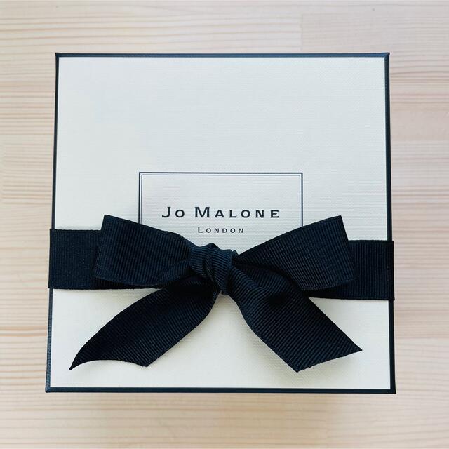 Jo Malone(ジョーマローン)のJo MALONE  イングリッシュ ペアー&フリージア ボディクリーム コスメ/美容のボディケア(ボディクリーム)の商品写真