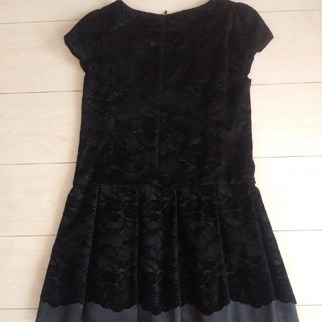 ARTISAN(アルティザン)のARTISAN ワンピース　130センチ キッズ/ベビー/マタニティのキッズ服女の子用(90cm~)(ワンピース)の商品写真