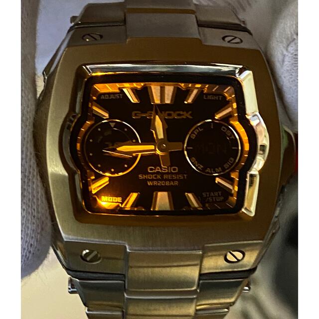 G-SHOCK/ゴールド/スクエア/G-011/メタルバンド/時計/反転液晶/金 G-SHOCK/ゴールド/スクエア/G-011/メタルバンド/時計/反転液晶/金