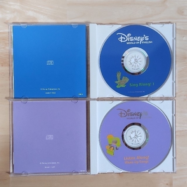 Disney(ディズニー)のディズニー英語システム  Sing Along! CD10枚組 ケース入り キッズ/ベビー/マタニティのおもちゃ(知育玩具)の商品写真