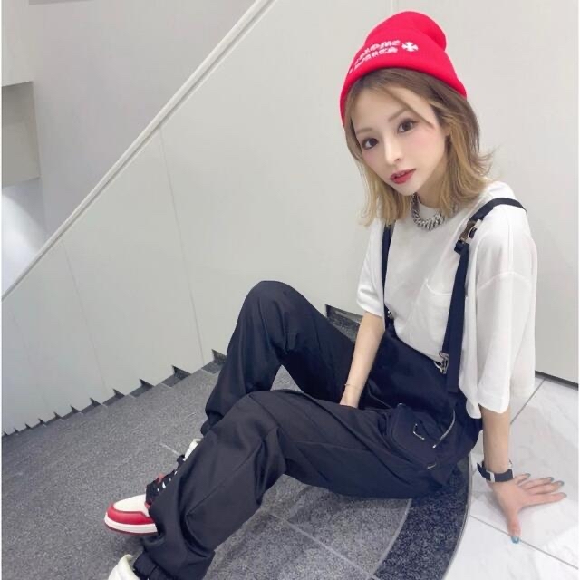 50%OFF 門りょうさん着用激レアシャネルニット帽 ブラック ユニ