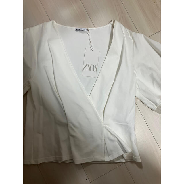 ZARA(ザラ)のZARA トップス レディースのトップス(Tシャツ(長袖/七分))の商品写真