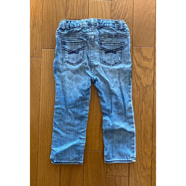 GAP(ギャップ)のGAP デニム　パンツ　ジーパン　90 キッズ/ベビー/マタニティのキッズ服女の子用(90cm~)(パンツ/スパッツ)の商品写真