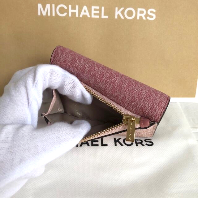 Michael Kors(マイケルコース)の新品 マイケルコース シグネチャーピンク キーケース 財布 レディースのファッション小物(キーケース)の商品写真