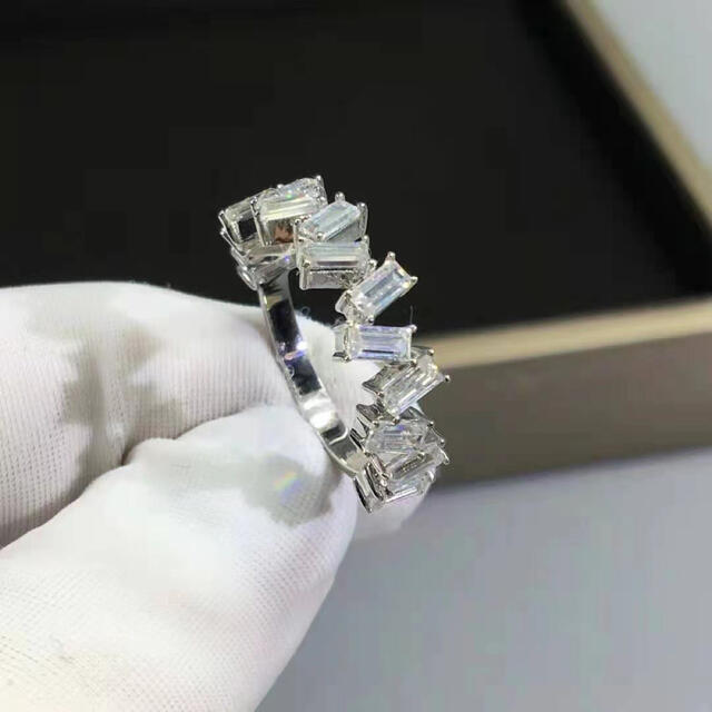 正規通販 エメラルド モアサナイト リング K18WG リング(指輪) - rinsa.ca