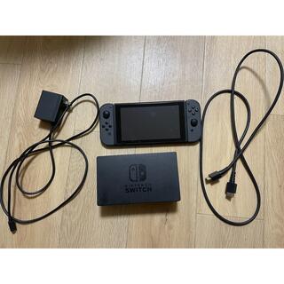 ニンテンドースイッチ(Nintendo Switch)のニンテンドースイッチ　本体　ブラック　旧型(家庭用ゲーム機本体)