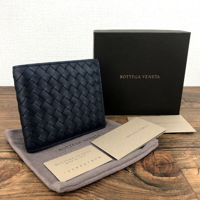 未使用品 BOTTEGA VENETA 二つ折り財布 カーフスキン 79