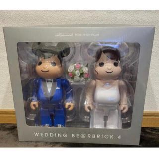 メディコムトイ(MEDICOM TOY)の新品未開封BE@RBRICK グリーティング結婚 4 PLUS 400％(キャラクターグッズ)