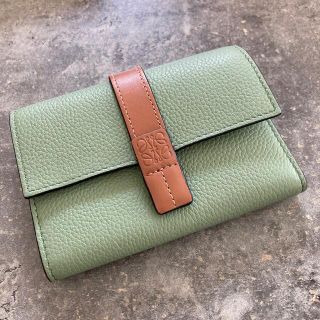 ロエベ 財布(レディース)(グリーン・カーキ/緑色系)の通販 77点 ...