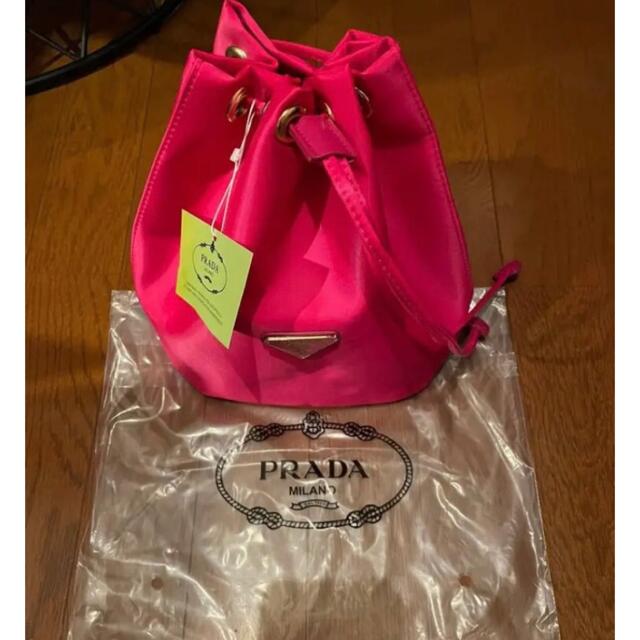 【新品未使用】PRADA ノベルティ 巾着ポーチ