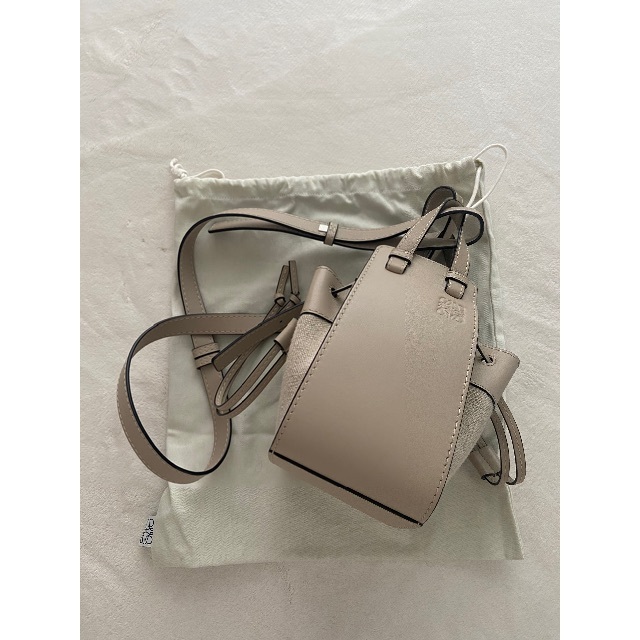 LOEWE - 【新品未使用】限定色 ロエベ ハンモックミニ