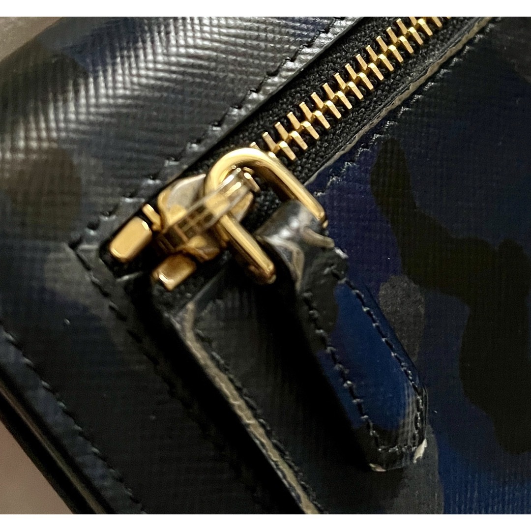 PRADA(プラダ)のPRADA プラダ 財布　迷彩　カモフラージュ レディースのファッション小物(財布)の商品写真
