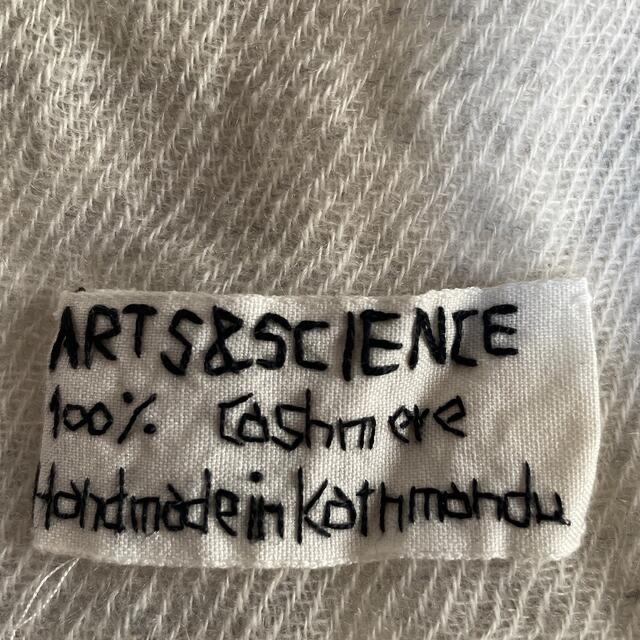 ARTS&SCIENCE(アーツアンドサイエンス)のアーツアンドサイエンス　arts＆science カシミヤ　ストール レディースのファッション小物(マフラー/ショール)の商品写真