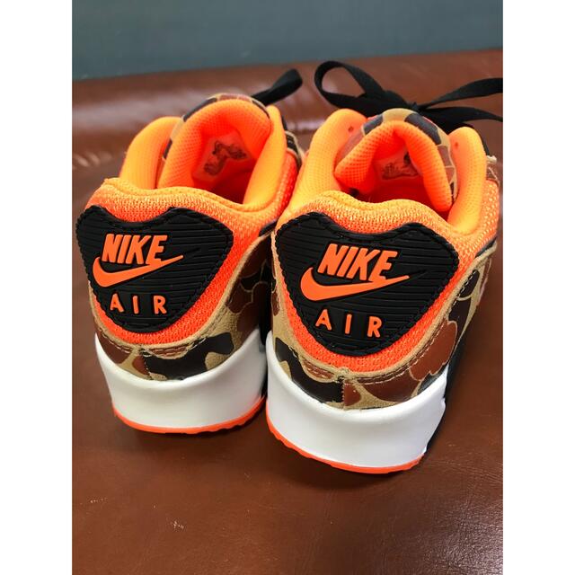 NIKE(ナイキ)のNIKE AIR MAX90ダックカモ　24.5cm   超美品 レディースの靴/シューズ(スニーカー)の商品写真