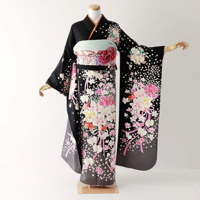 美品豪華日本刺繍の打ち掛け❣️お値下げです - 通販 - pinehotel.info