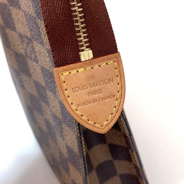 LOUIS VUITTON(ルイヴィトン)のヴィトン ポッシュトワレット26 ダミエエベヌ クラッチバッグ PVC ブラウン レディースのバッグ(クラッチバッグ)の商品写真